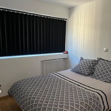 Tour Eiffel Trip In * باريس