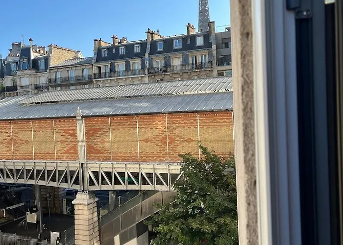 Tour Eiffel Trip In דירה