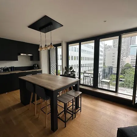 Apartman Tour Eiffel Trip In
